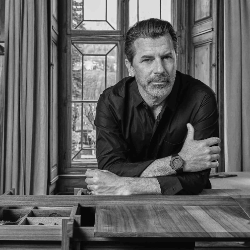 HUBLOT宇舶表发布BIG BANG UNICO SCHLOSS SCHAUENSTEIN全黑腕表