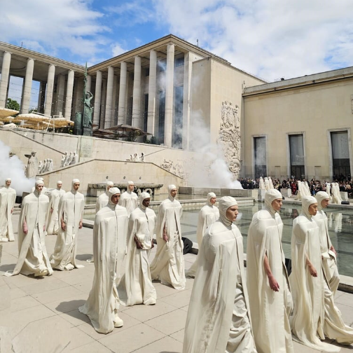  Rick Owens在巴黎时装周震撼全场