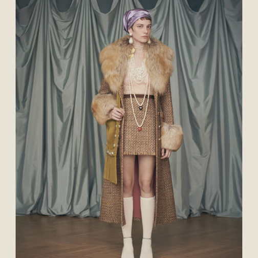 Valentino缩减高级定制时装秀