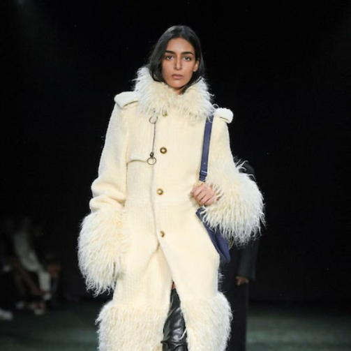 Burberry股价因Moncler收购传闻而上涨