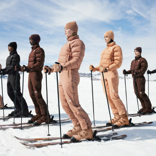 The North Face与塑身衣品牌Skims推出限量版系列