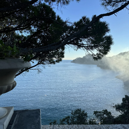 意大利时装品牌Pucci 将于4月走秀