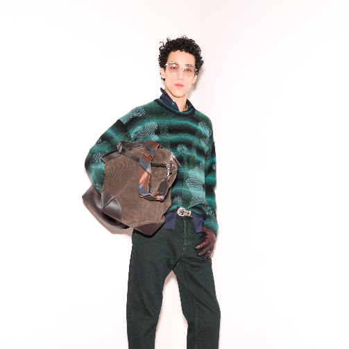 PAUL SMITH 亮相巴黎，倾情呈现2025秋冬系列