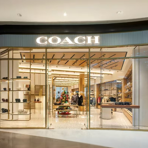 中国需求强劲，Coach母公司上调年度销售预期