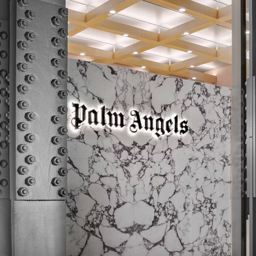 买下Off-White又收购Palm Angels，潮牌进入收割期