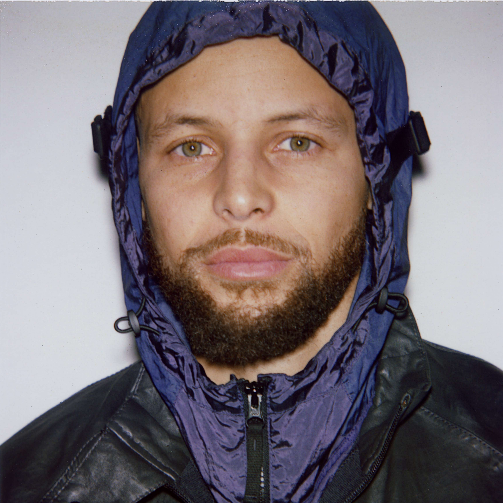 STONE ISLAND 与 CURRY举办 2024 CURRY CAMP 训练营庆祝活动