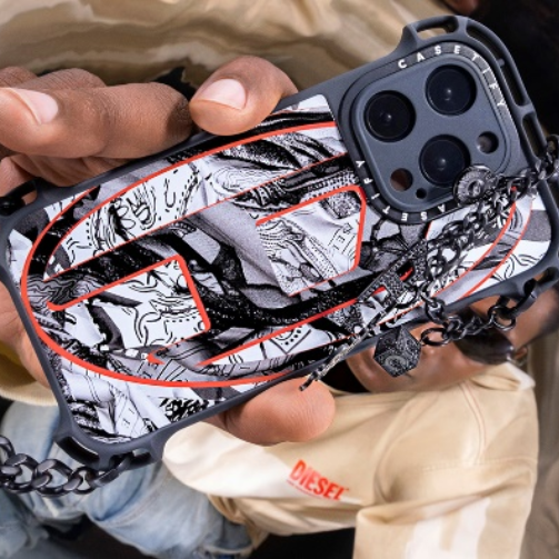 CASETiFY 与时尚品牌 DIESEL携手推出联名系列