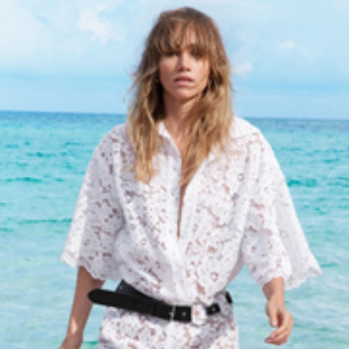 MICHAEL KORS 发布2025 春夏广告大片，回归旅行本源