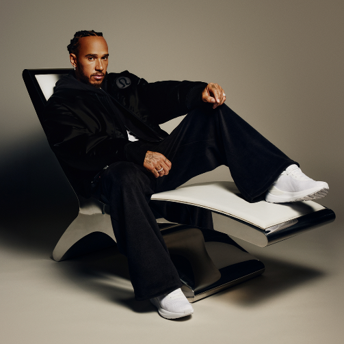 七届 F1 世界冠军刘易斯·汉密尔顿出任 lululemon 品牌大使