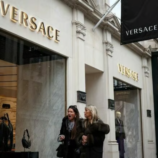 Miuccia Prada暗示其他竞争对手正在关注 Versace