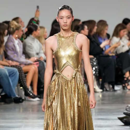 Puig 24销售强劲增长11%，25预计放缓