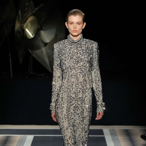 复朗集团2024收入下滑 23%，多品牌与地区受挫