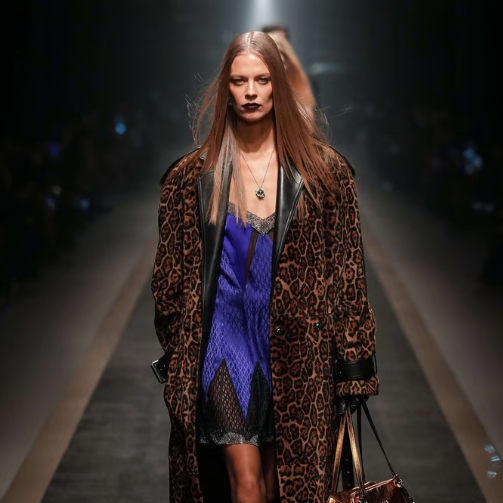 Prada 拟以近15 亿欧元收购 Versace