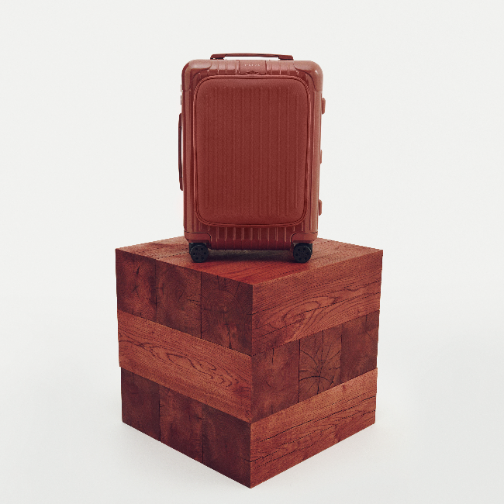 跃启色彩美学新章 RIMOWA Essential Sleeve 系列推出全新限定玫瑰木色
