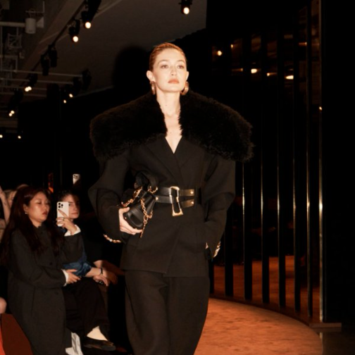 Schiaparelli 2025秋冬成衣系列：孤星