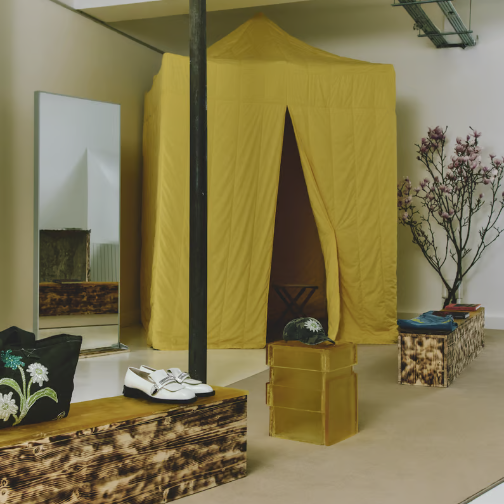 在巴黎时装周结束后，快闪店仍如雨后春笋般涌现