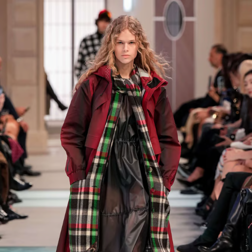 LV与香港新世界集团洽谈在K11开设亚洲最大品牌店