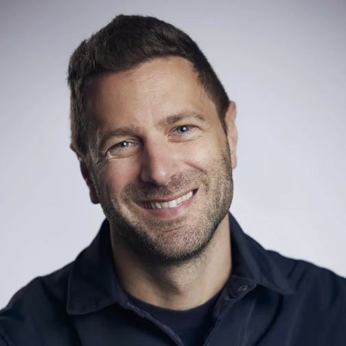 Nike高层震荡：首席战略官与首席传播官离职