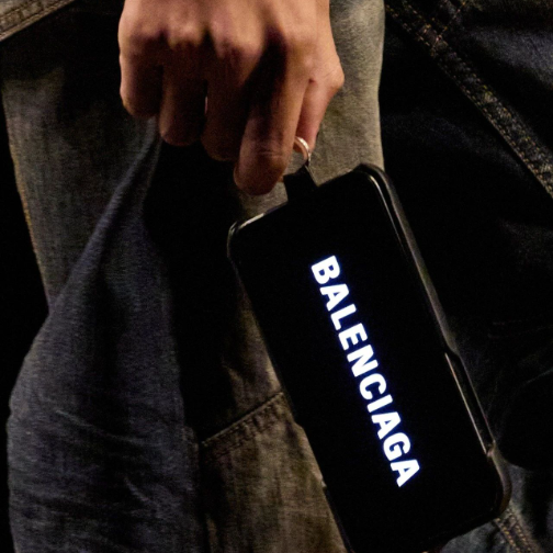 “巴黎世家”的三个潜在人选