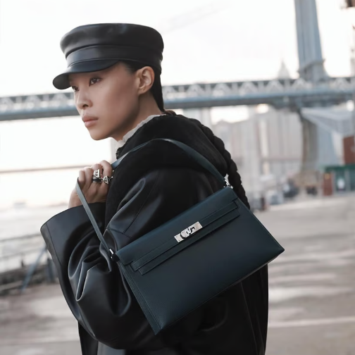 爱马仕台中店重装开业