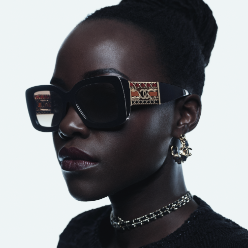 香奈儿2025春夏眼镜系列广告大片震撼发布