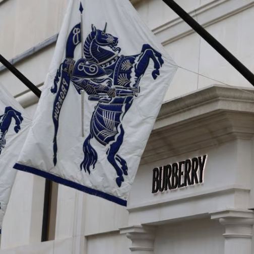 Burberry正在寻找董事长的继任者