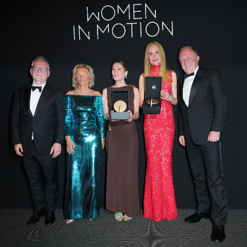 妮可·基德曼获颁2025年度“跃动她影”奖