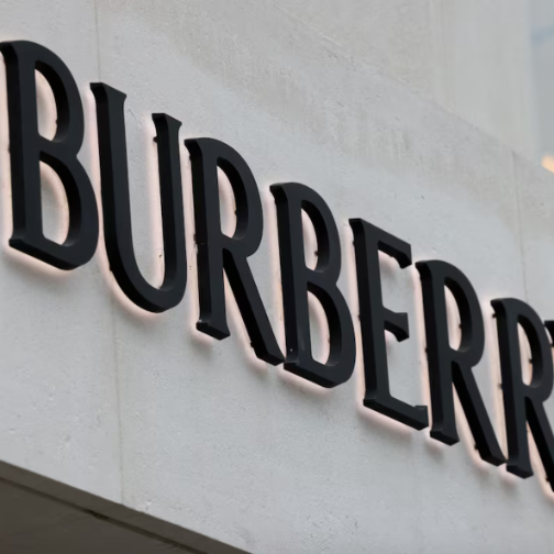 Burberry裁员1700人，就能起死回生吗？