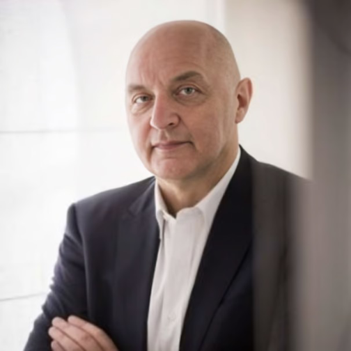 巴黎男装季迎来圣罗兰回归，新秀 Kartik Research 亮相