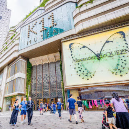 香港零售颓势持续：珠宝服装销售下滑