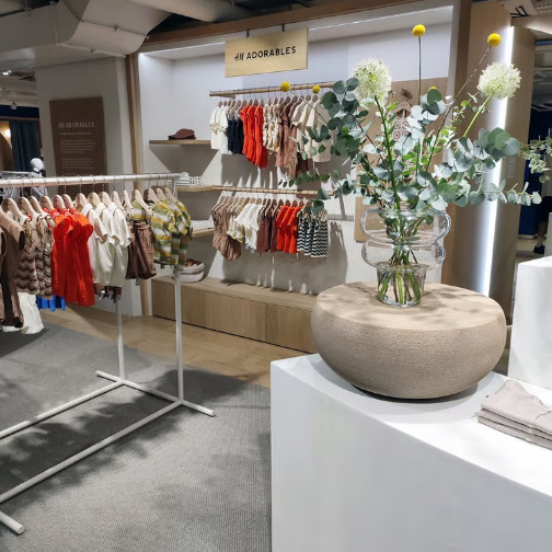 H&M高端童装系列入驻巴黎老佛爷