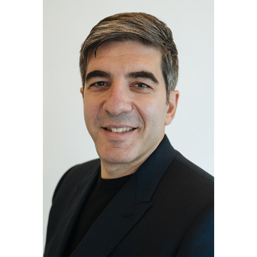 Prada品牌CEO即将离任