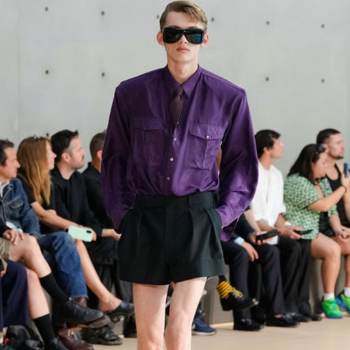 圣罗兰开启巴黎男装周序幕 