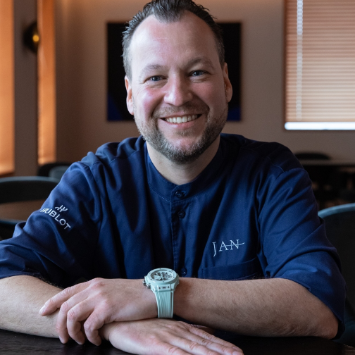 HUBLOT宇舶表两位名厨合作伙伴的餐厅荣登25年世界50佳