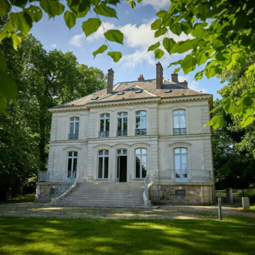 已故时尚界巨匠Lagerfeld的别墅即将拍卖