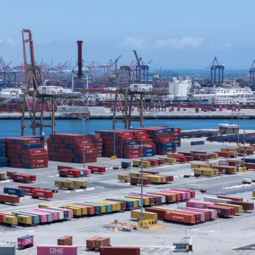 特朗普宣布对日韩商品征收25%关税