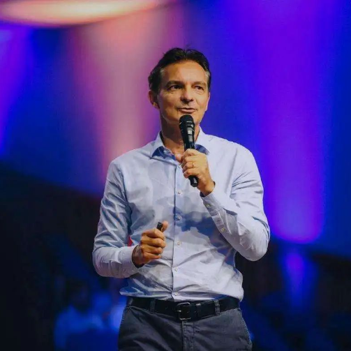 Club Med任命新总裁兼CEO