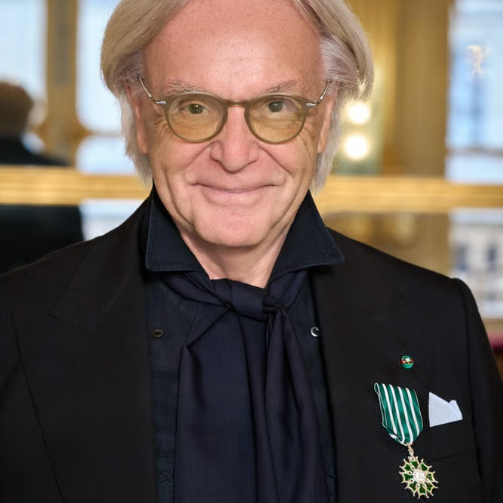 Tod’s董事长被法国授予“艺术与文学勋章骑士”称号