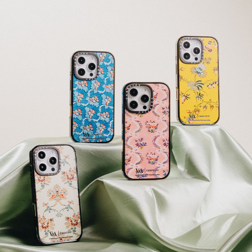 CASETiFY携手V&A博物馆推出全新合作系列