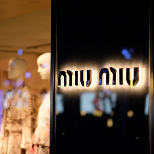 Miu Miu销售狂飙49%，拉动Prada集团上半年业绩