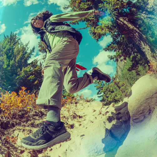 Columbia第二季度销售额增长6%