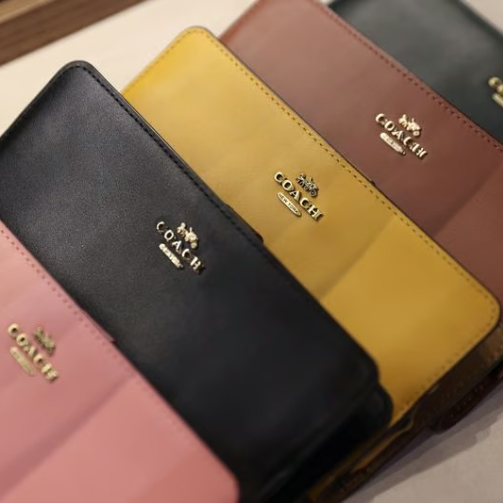 Tapestry季度营收额或将增长5.5%