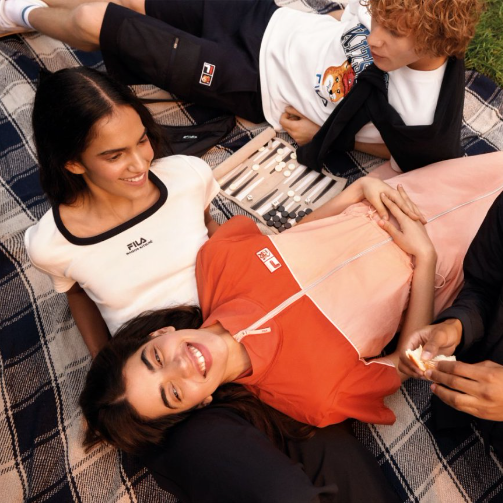 FILA斐乐上半年收入创历史新高