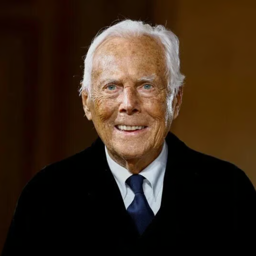 意大利时装设计师阿玛尼公布其继任者计划