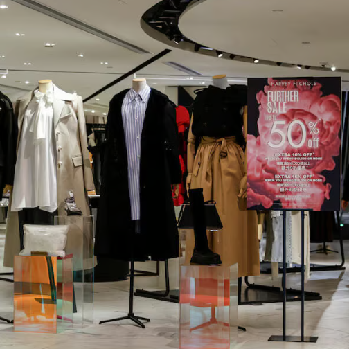 游客回流推动香港零售销售7月增长1.8%