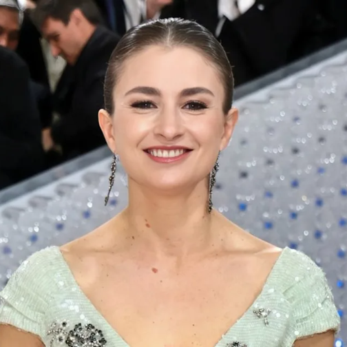 Vogue美版新“主编”尘埃落定