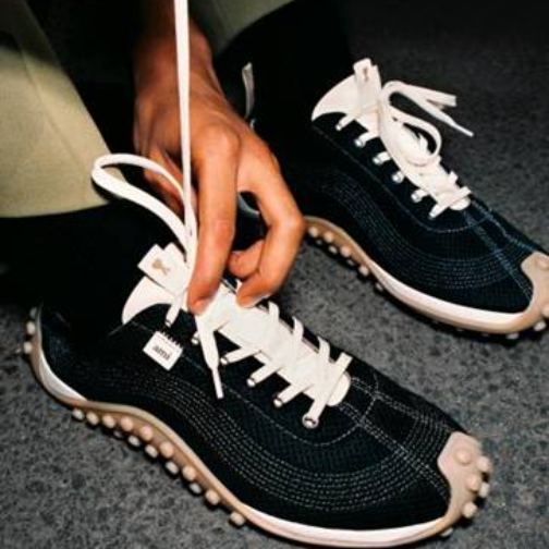 AMI PARIS推出全新MIRAGE运动鞋