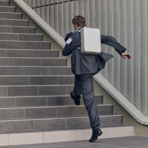 RIMOWA（日默瓦）铝镁合金新作登场