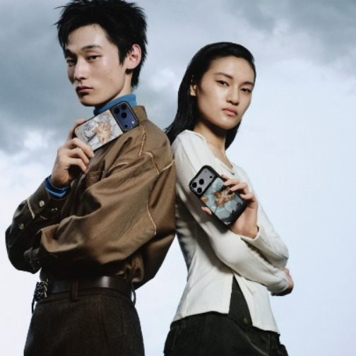 CASETiFY 携手 Feng Chen Wang 发布联名系列