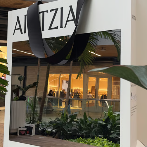 Aritzia报告称，随着美国销售额激增，第二季度收入增长32%